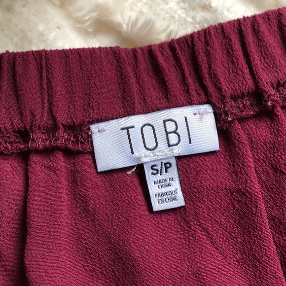 Tobi Off the should Top - Picture 2 of 2